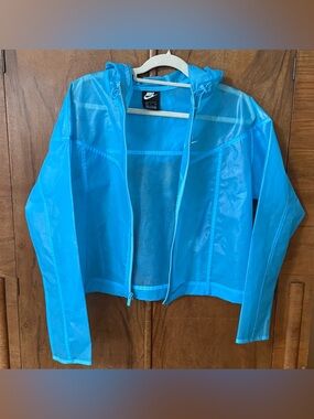 Nike Sportswear Windrunner Long Sleeve Cobalt Blue Transparent Athletic Jacket
